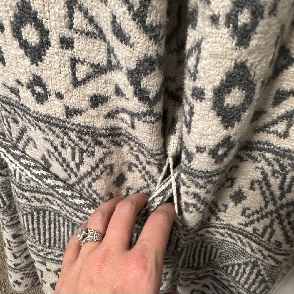 William Rast Aztec cardigan - Picture 3 of 4